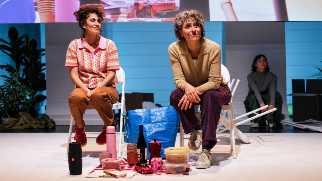 Els objectes flotants -després de la tempesta- (La Conquesta del Pol Sud i Teatre Akadèmia)
